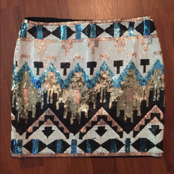 Aztec sequin skirt - Picture 1 of 3